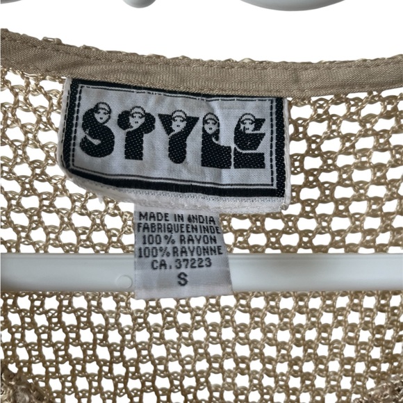 Mesh Top - Picture 3 of 3